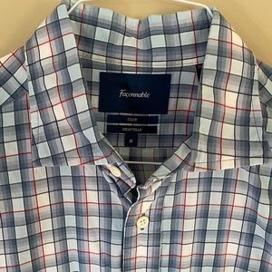Men’s Facconable Dress shirt.